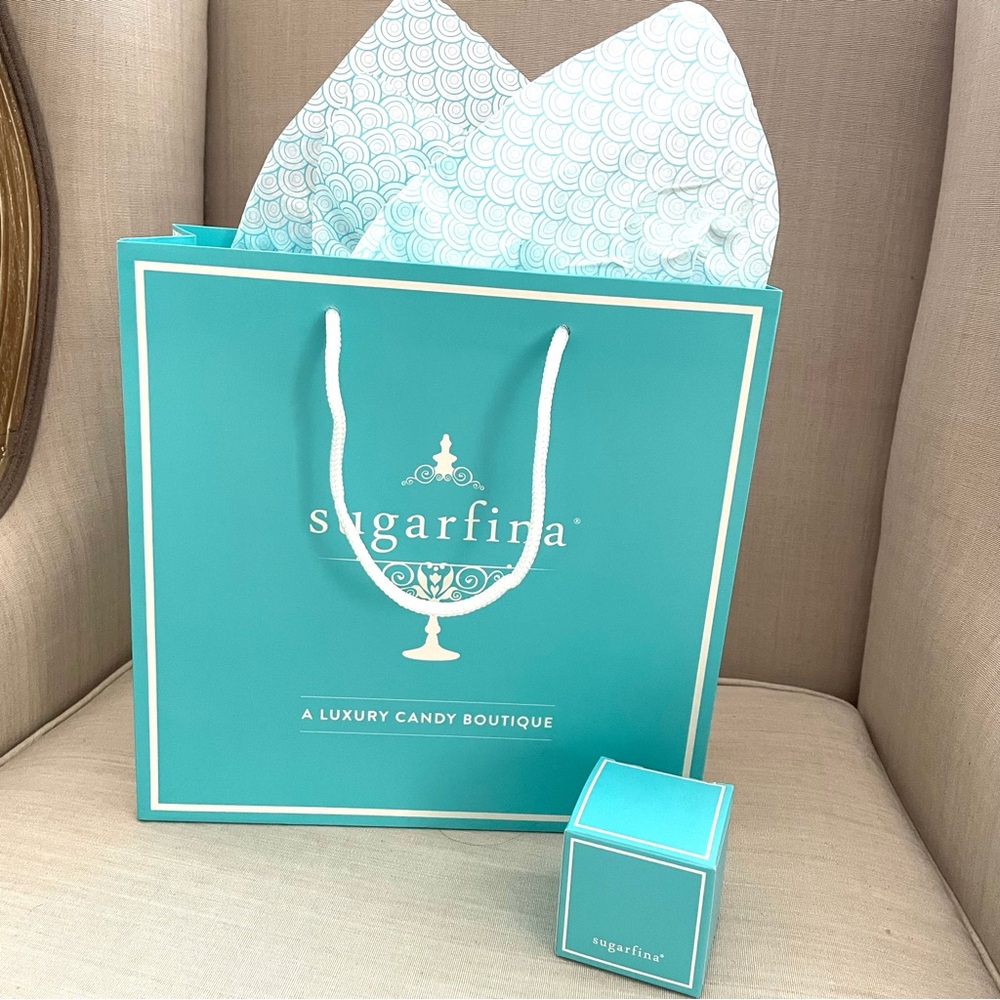 🩵 SUGARFINA GIFT SHOPPING BAG Cube Box & wrapping paper  11"X11"X4"